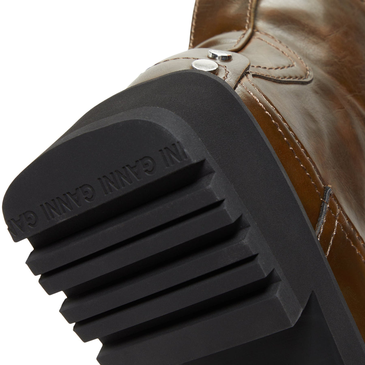 GANNI Studs Low Boot Crinkle Oleatex (Dark olive)